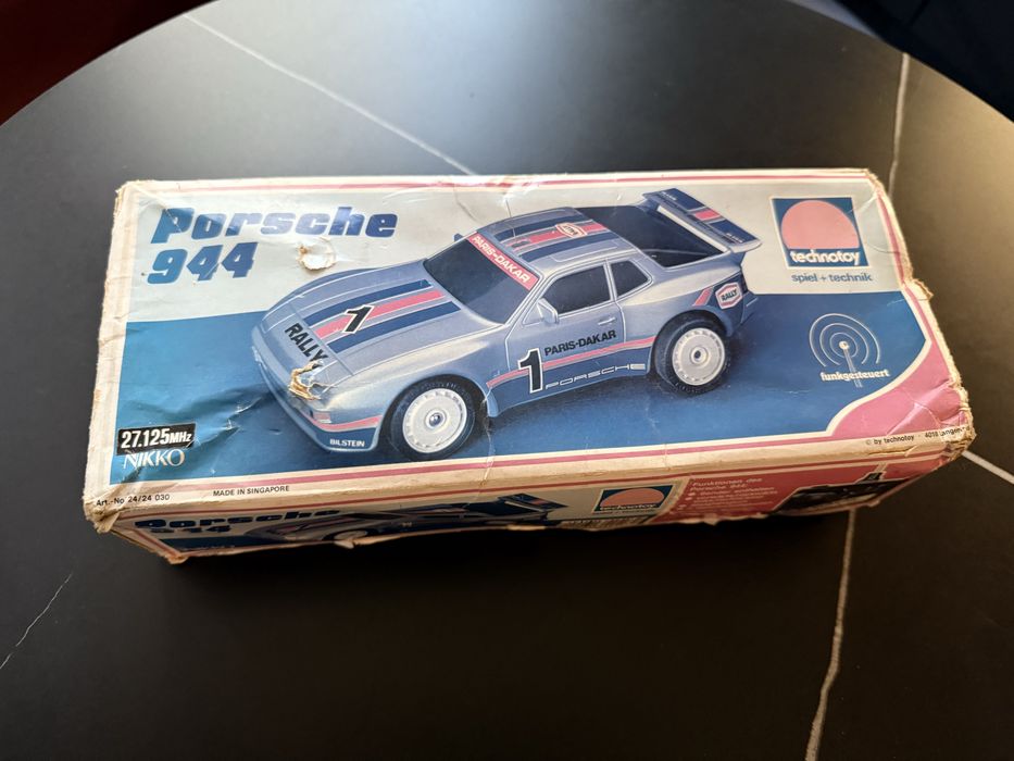 Кола с дистанционно Porsche 944 Nikko