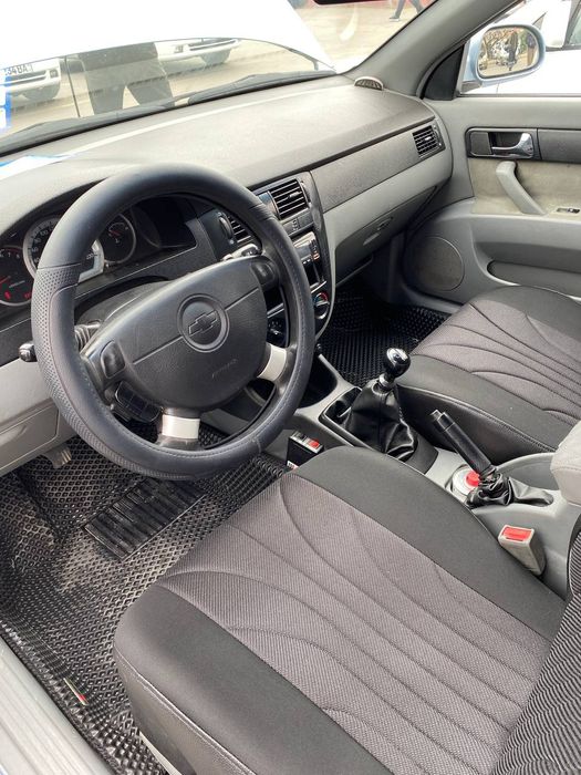 Chevralet lasetti 1.8