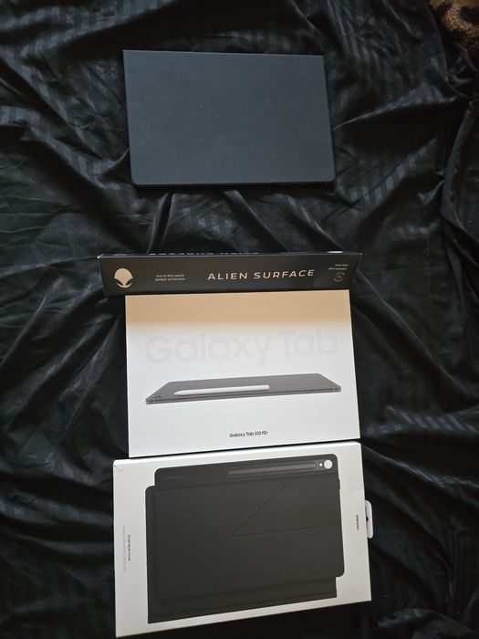 Tableta samsumg S10 FE +