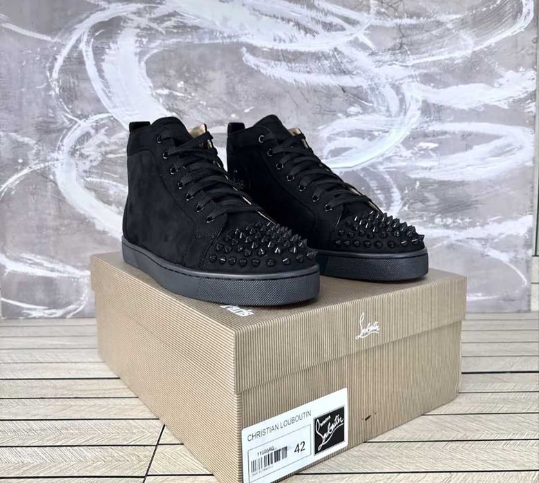 Vand louboutin full black - toate marimile disponibile