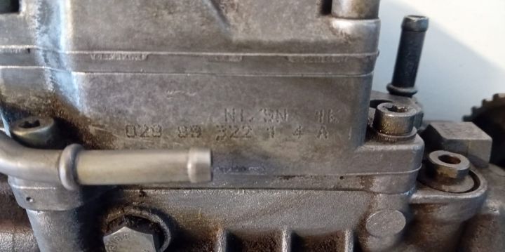 Pompa injectie  AGR / ALH  038130107D Audi A3 8L (facelift) seria