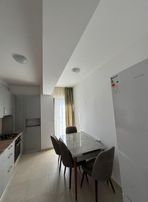Apartament cu 3 camere