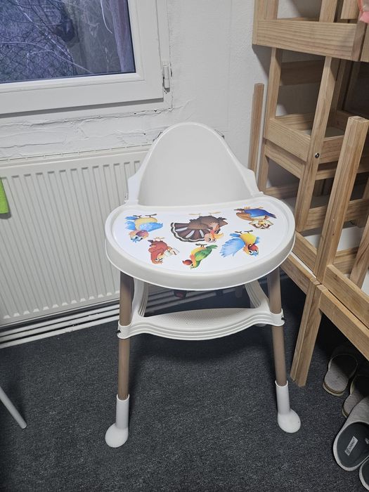 Scaun bebe de masa
