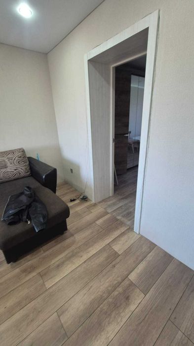 Продам двух комнатную квартиру