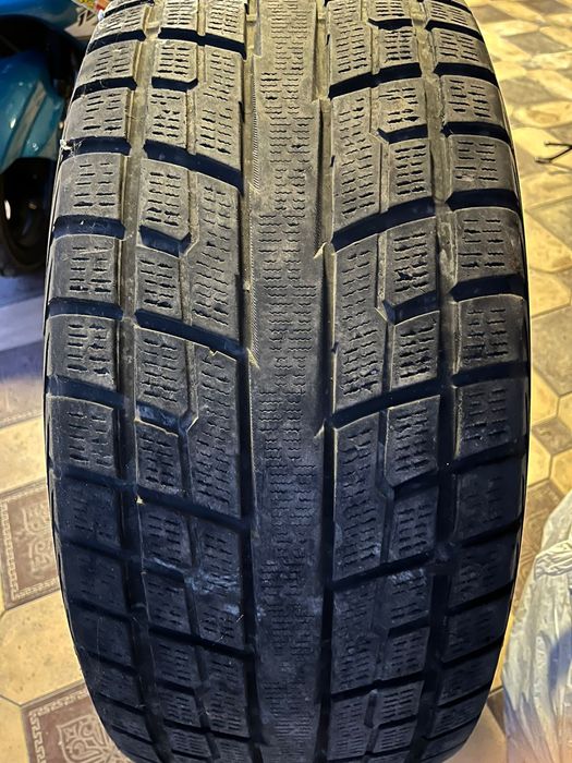 Срочно пподам Зимние шины!!