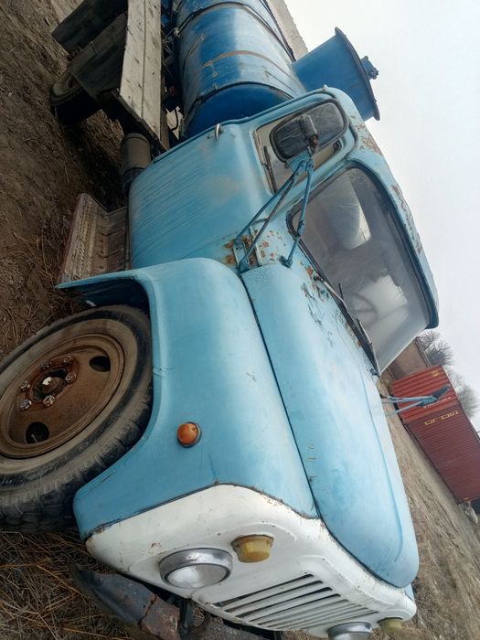 Gaz 53 sotiladi yurib turgan moshina