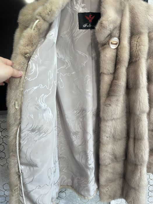 Продам норковую шубу