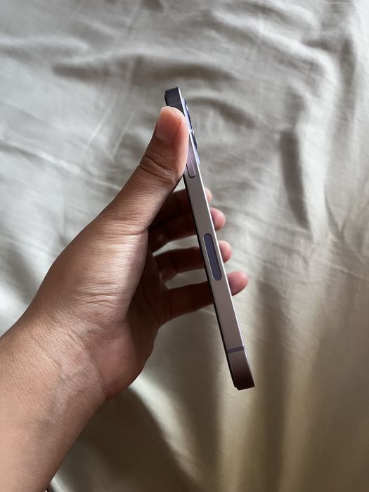 Iphone 12 телефон