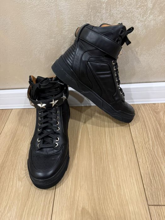 Оригинални дамски Сникърси/Кецове GIVENCHY Leather Tyson-37 1/2Номер