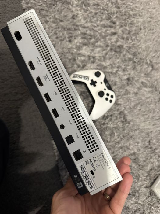 Xbox one S 1 tb