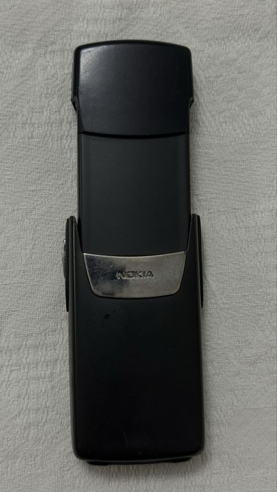Nokia 8910i в хорошем состоянии