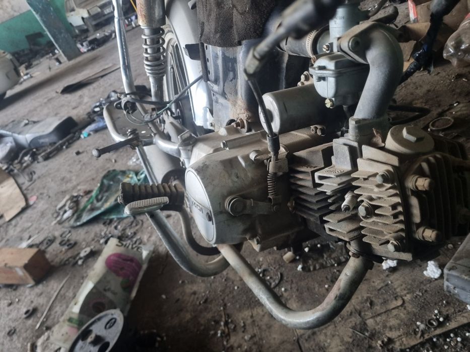 Мопед продам на запчасти