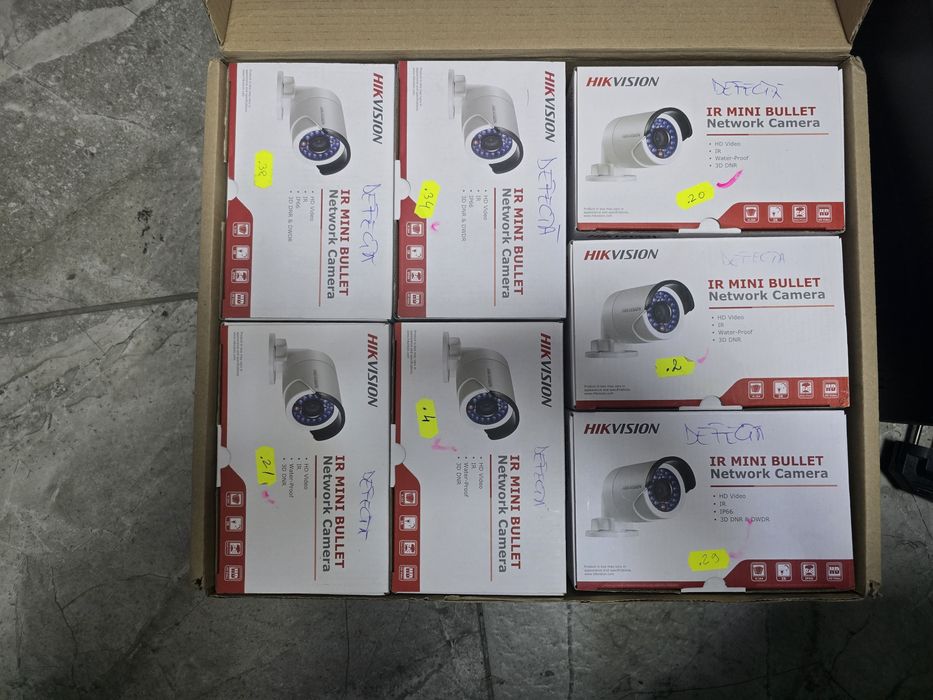 Camere supraveghere HikVision model DS-2CD2020F-I 7 bucati defect Poe