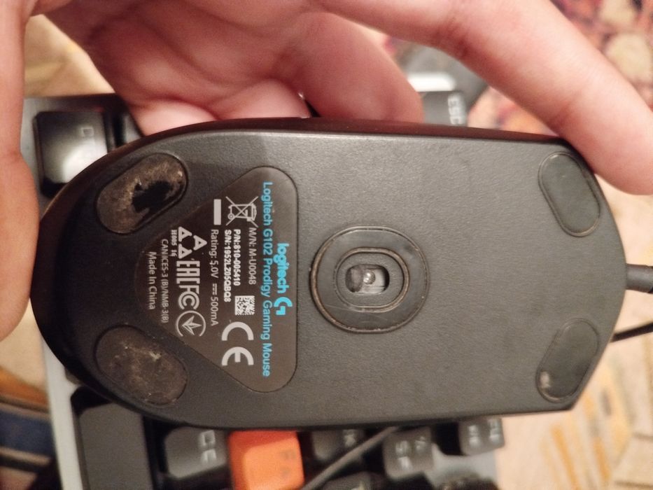 Продам мышку Logitech G102