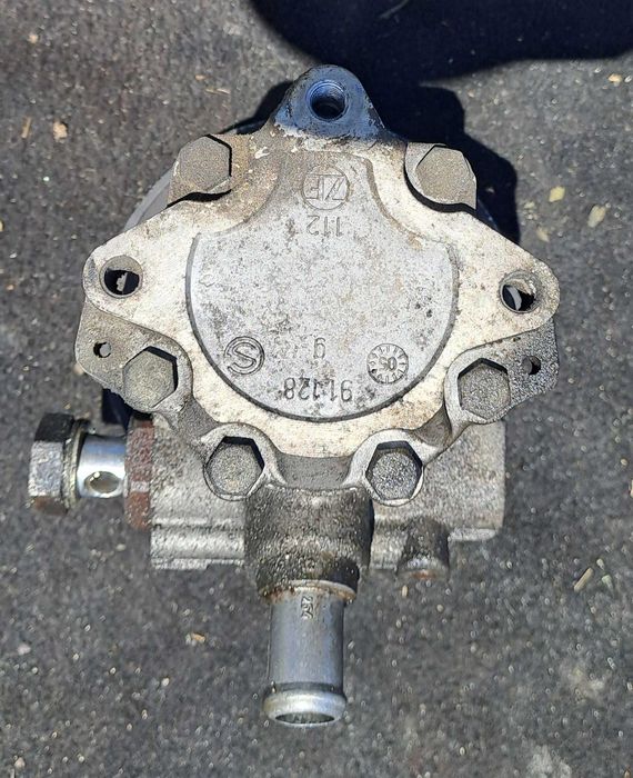 Хидравлична помпа Audi A4 B7/ Ауди А4 Б7 2.0TDI 140к.с BLB /АВТОМАТ/