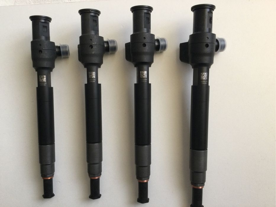 Injector injectoare NOI peugeot boxer citroen jumper 2.0-2.2 cc adblue