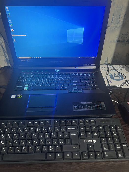 Продается ноутбук Acer Predator Helios 500