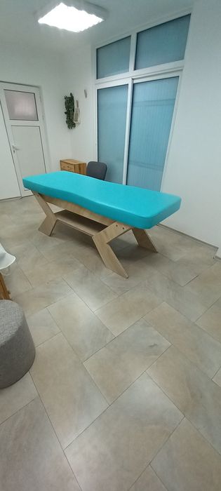 Масажна кушетка/ луксозна