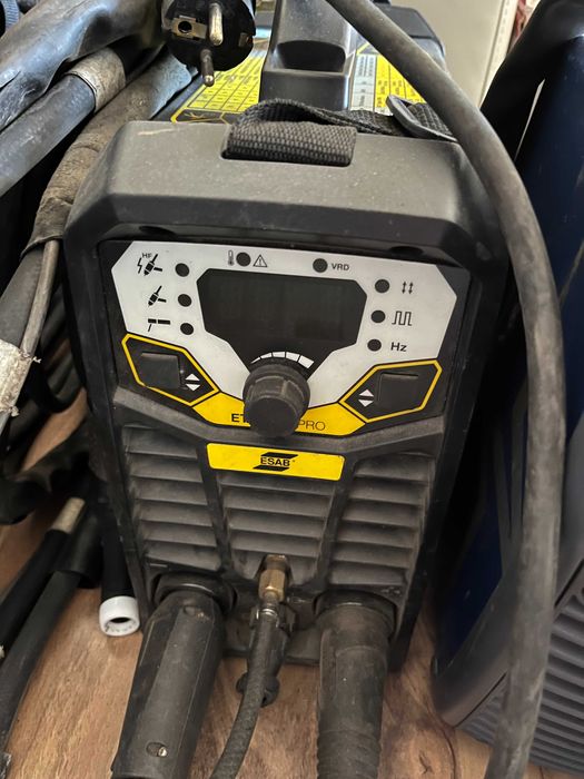 Заваръчни машини и тръбарски инструменти