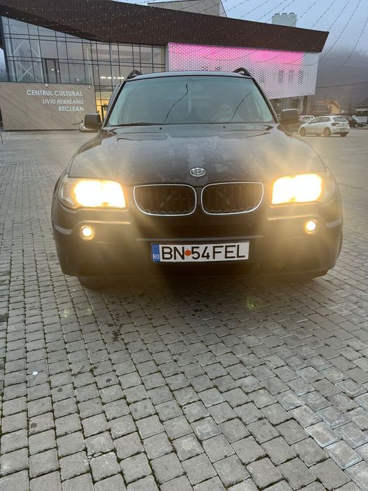 BMW x3         .