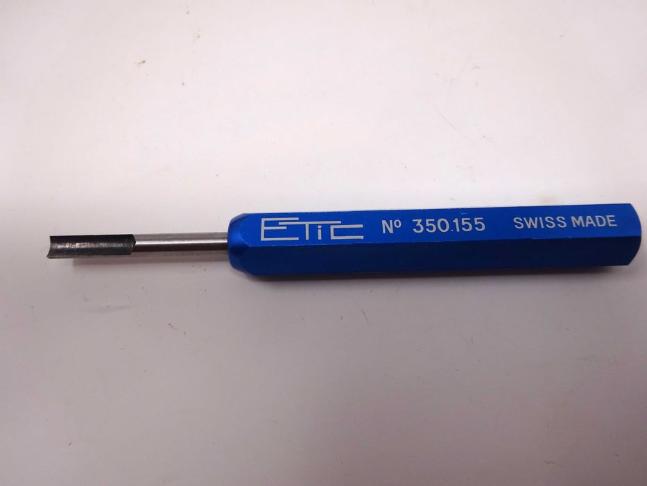 Часовникарски инструменти