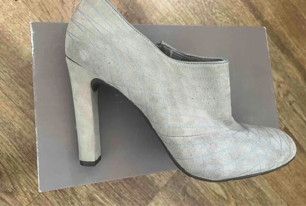 Ботильоны замша adidas 38.5размер