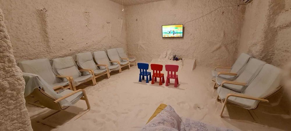 Tuzlixona. (соляная пещера)