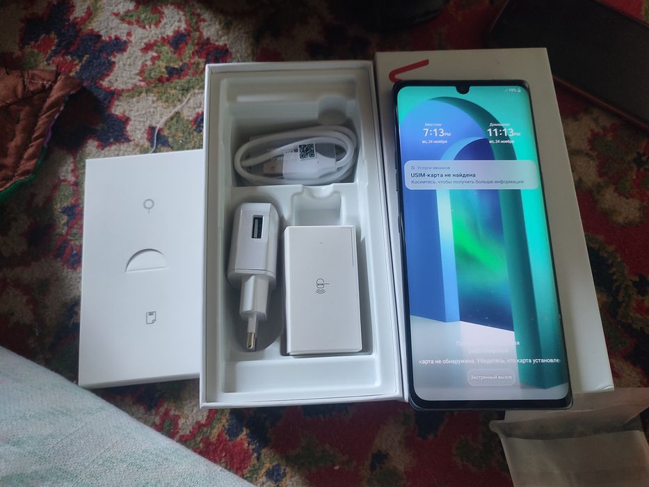 LG  телефон   5G  рассиядан  олиб   келинган  яанги  каропка  дакумт