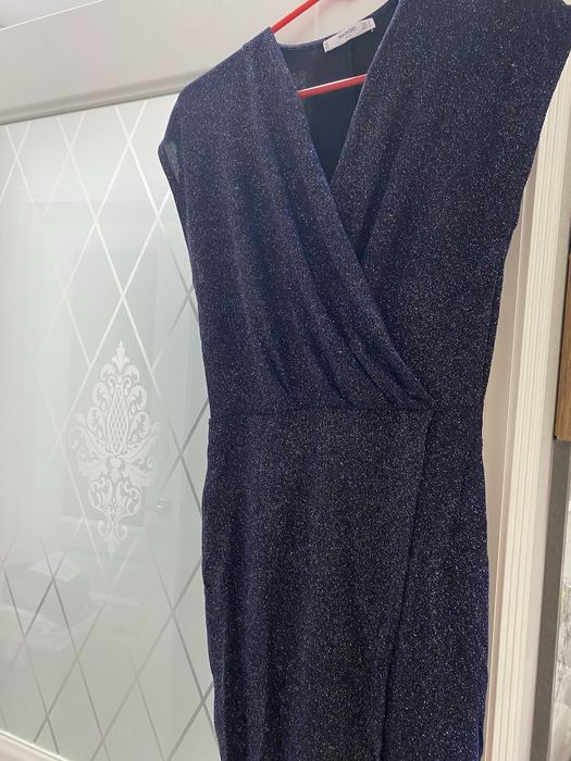 Платье женское продам