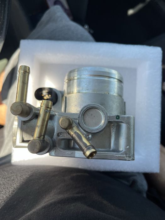 Дросел клапа за Голф 5,6 1.6 Bifuel газ