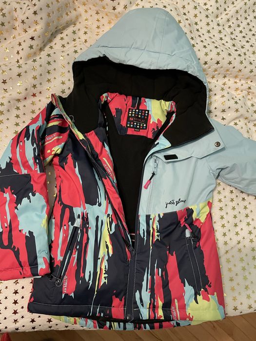 Яке за ски за 11 годишно момиче