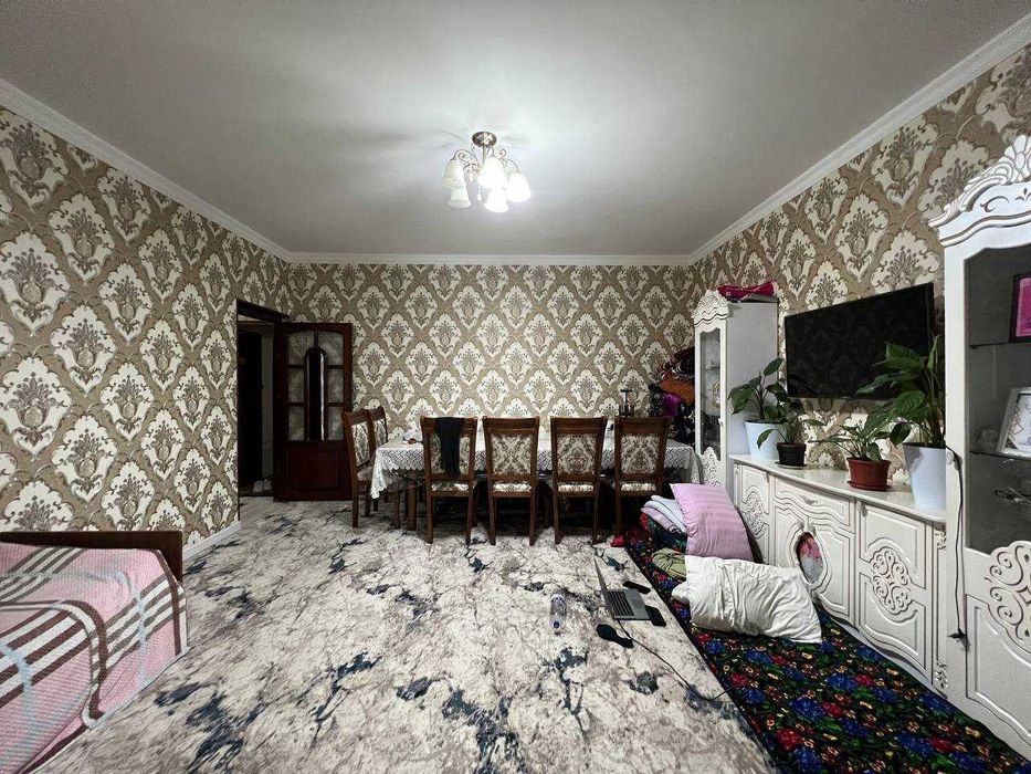 Продаётся 2/2/9, 60м2, около Паркентского рынка, м-в М.Риёзи