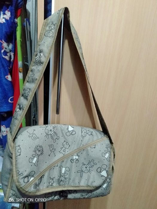 Продам детскую коляску .