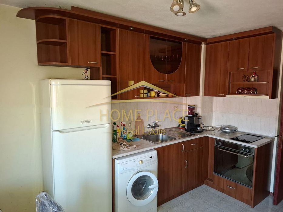 Дава се под наем Тристаен апартамент в Варна, Лятно кино Тракия - 89 кв.м за 598.23 € - Снимка #1