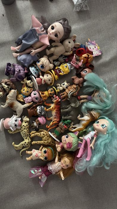 Наборы игрушек классных продам дешево