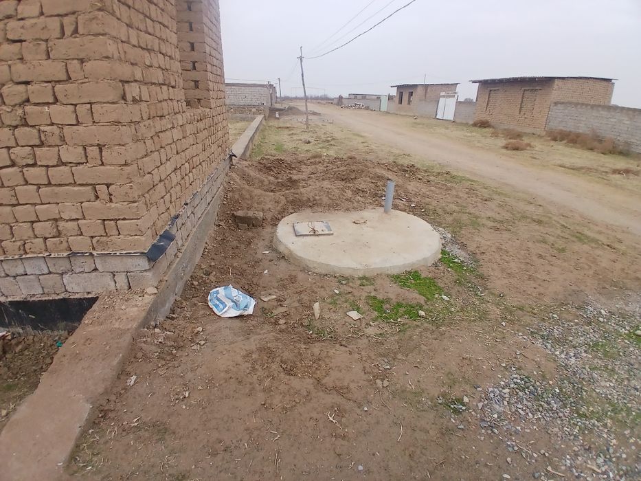 Uchaska sotiladi Yangibog