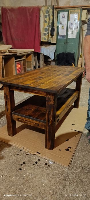 Дървена маса/масив/