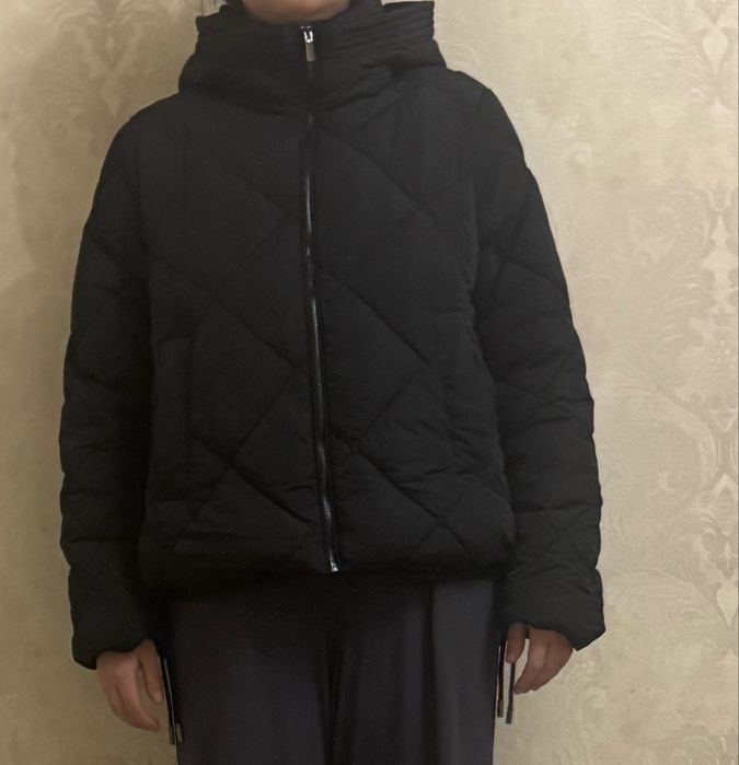 Продам зимние куртки