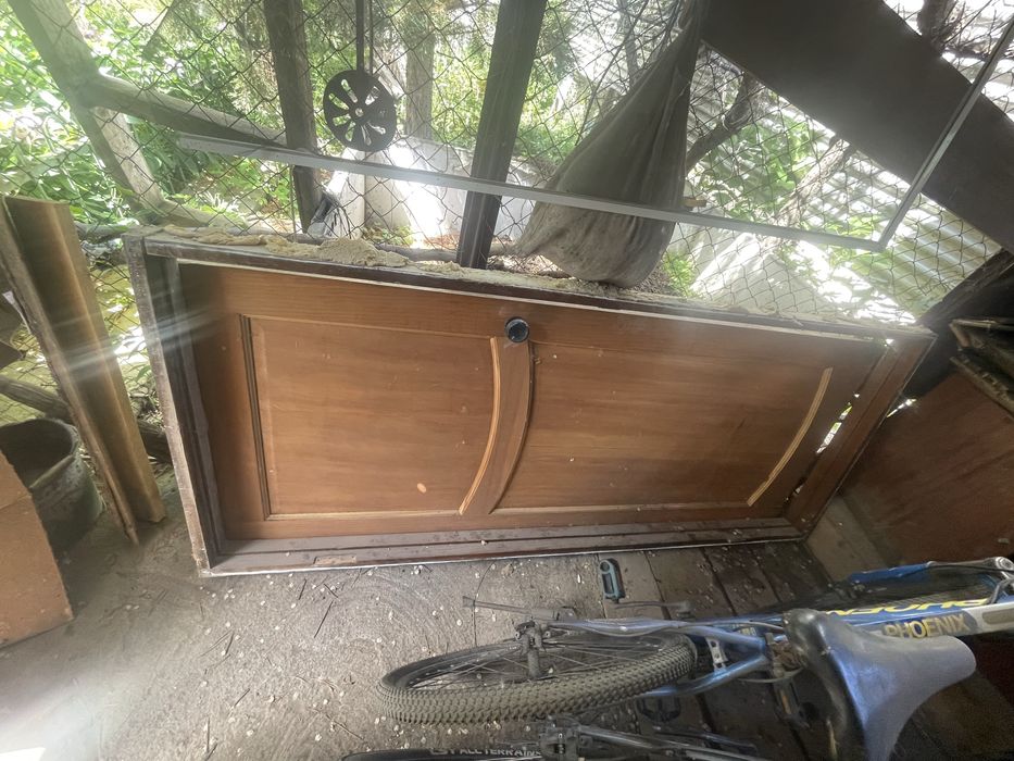 Продам двери 4 шт ..