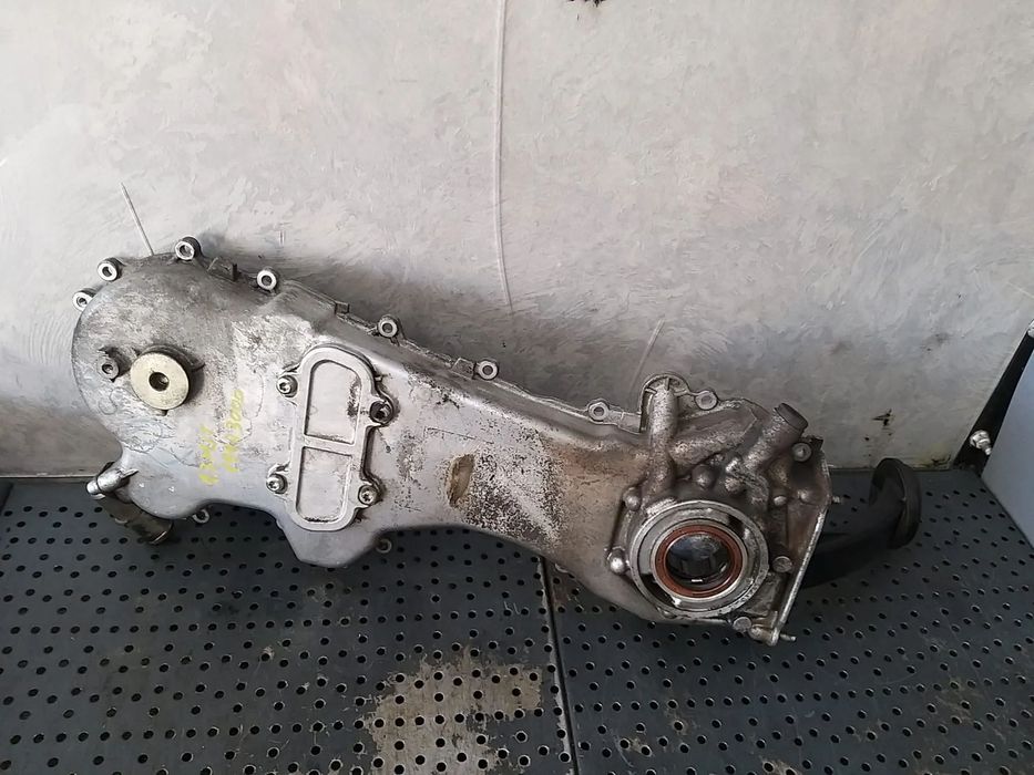 Capac distributie cu pompa ulei 1.3 d fiat doblo 55185375 37005400