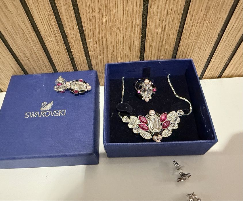 Комплект Swarovski