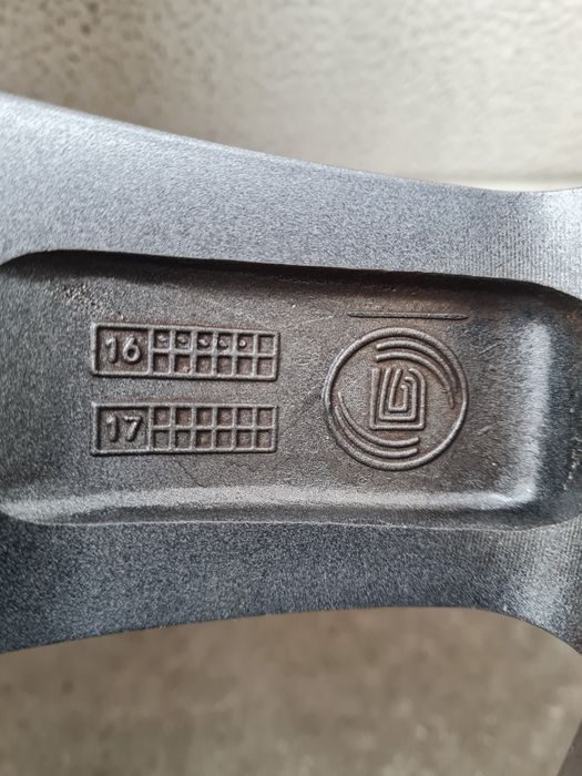 Джанти за VW AUDI SEAT SKODA Mercedes R17 5x112 ET37 7.5J