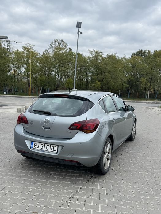 Opel Astra J 1.7 CDTI