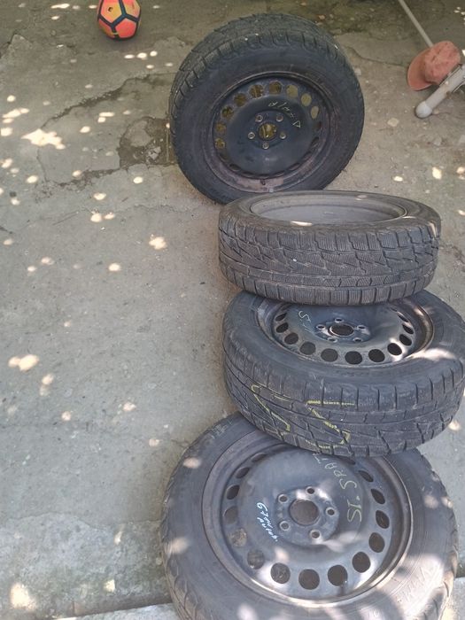 Jante  vw tabla cu anvelope noii de iarna