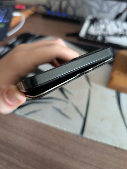 Oppo A57S + 2 чехла