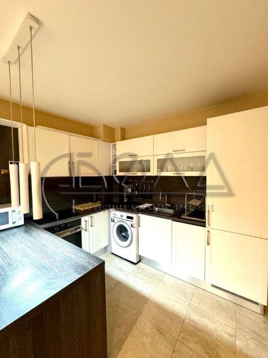 Продава се Двустаен апартамент в София, Манастирски ливади - 80 кв.м за 2613 €/кв.м - Снимка #2