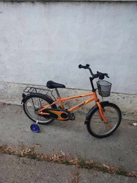 Bicicleta copii DHS aproape noua