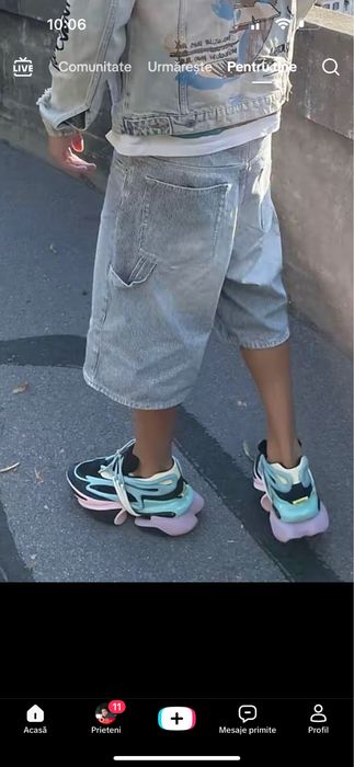 adidasi.