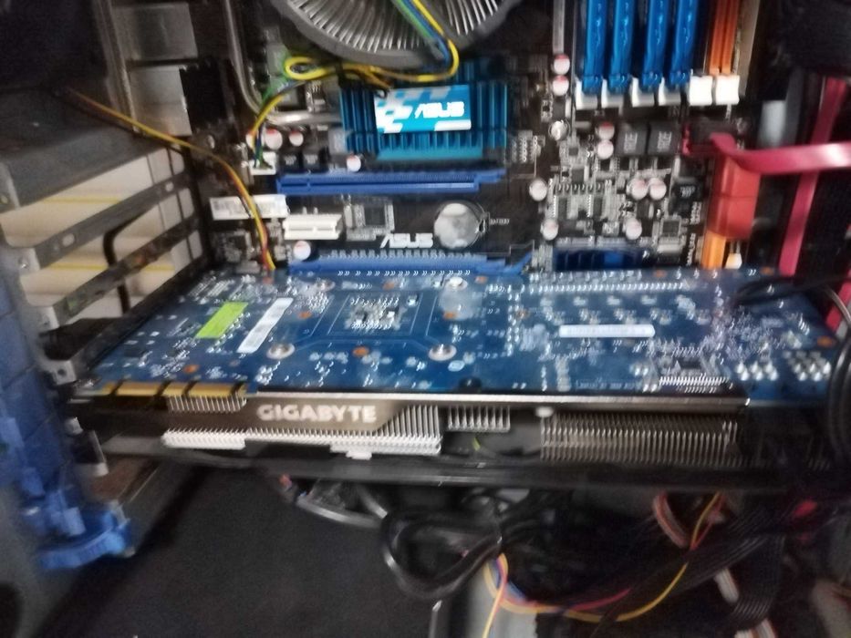 Unitate pc de vanzare