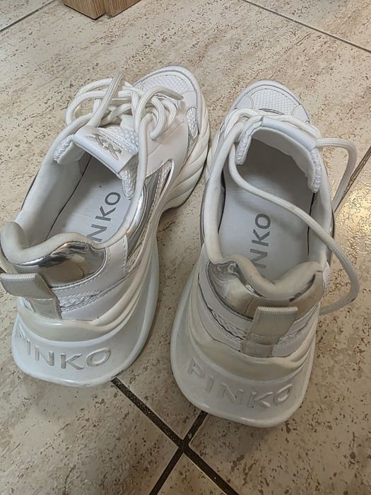 Vand adidasi Pinko Ariel